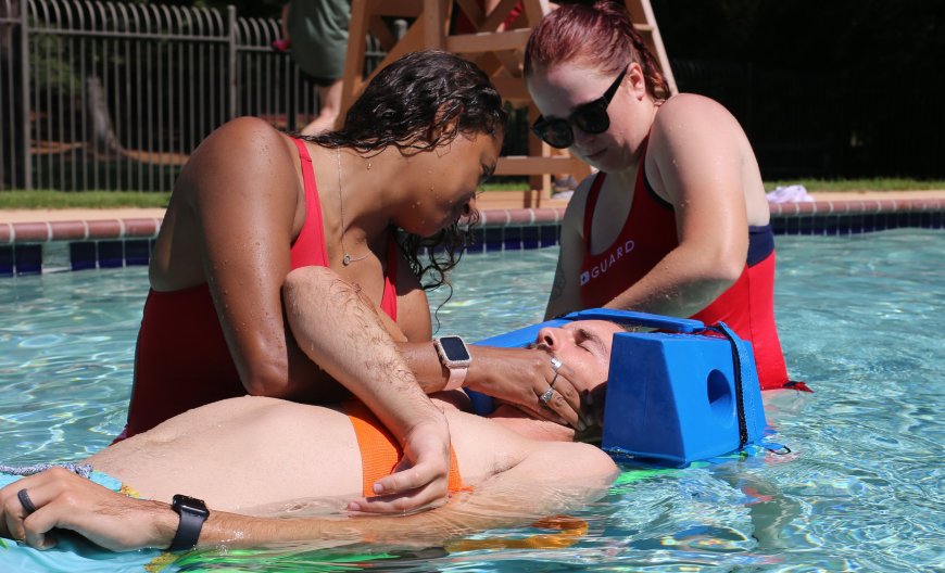 How Lifeguards Perform Water Rescues in Emergency Situations