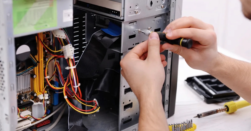 When Should You Consider Using On Site Computer Repair Services