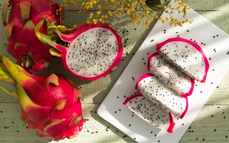 Dragon Fruit Benefits: Why This Vibrant Superfruit Deserves a Place in Your Diet