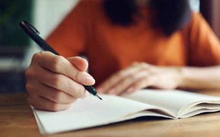 Shaping the Future of Nursing Through Personalized Learning and Evidence-Based Leadership